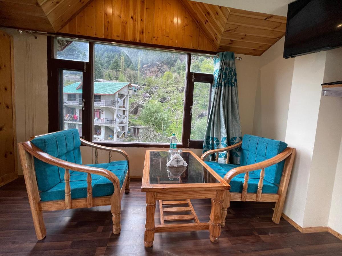 The Radhika - A Luxury Resort In Mountains Manāli Buitenkant foto